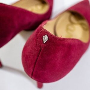 Sam Edelman Shoes - Sam Edelman - Deep Red Suede Pumps Sam Edelman Shoes - Sam Edelman - Deep Red Suede Pumps